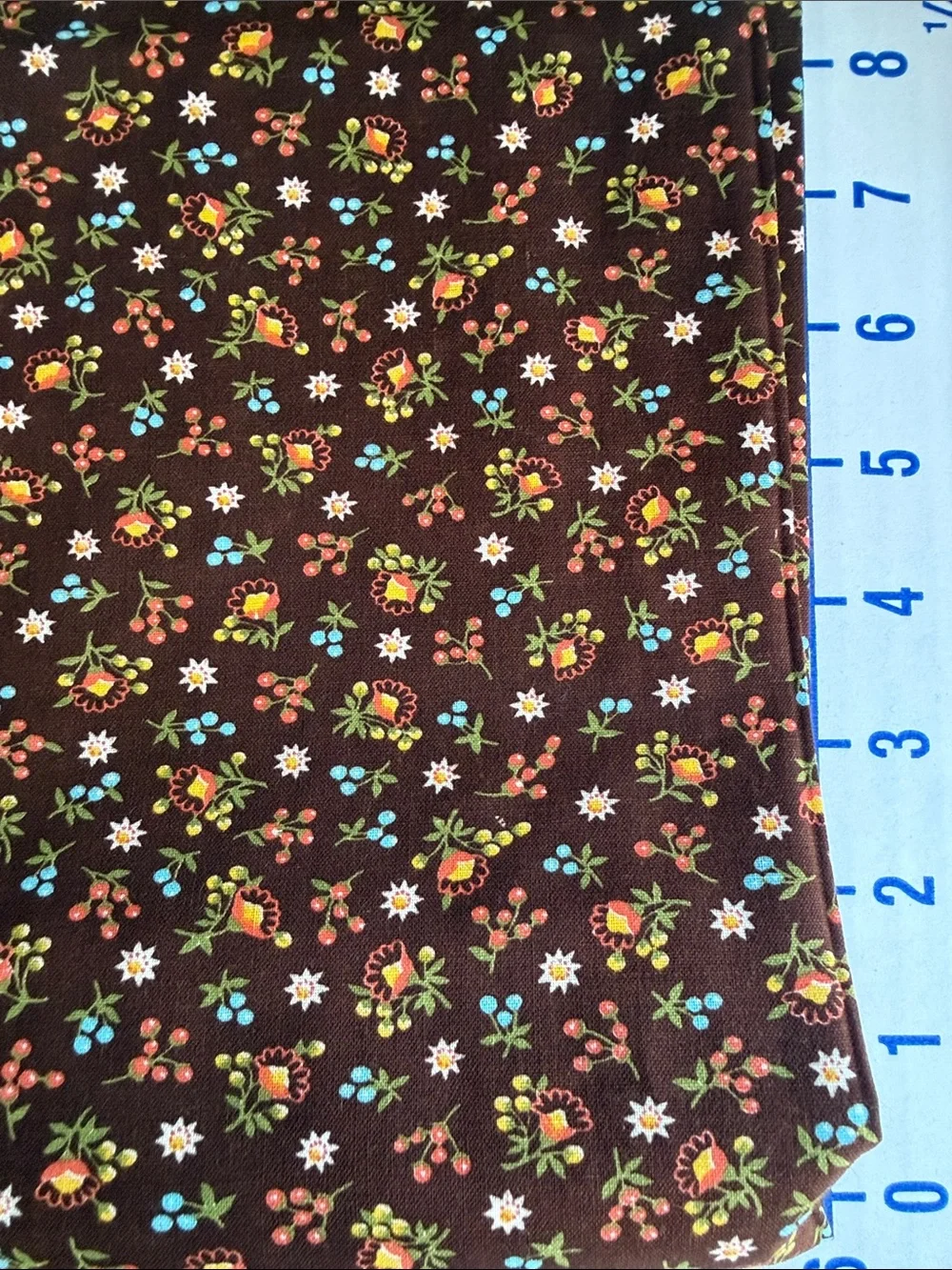 Vintage 1970s Brown Calico Floral Cotton Fabric 3 Yards x 42” Tiny Folk Print